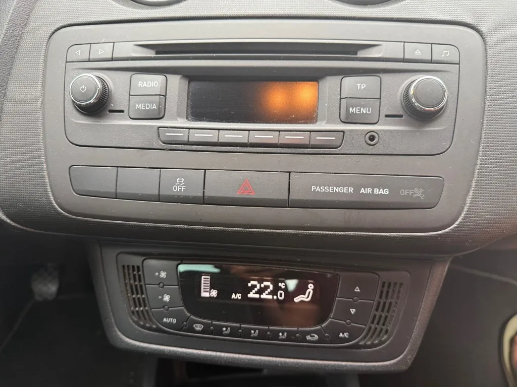 SEAT Ibiza (2015) — foto 1