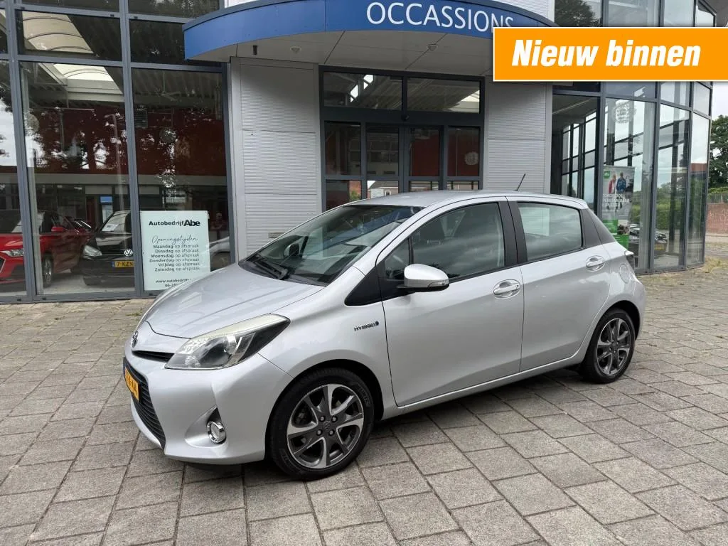 Toyota Yaris (2014) — foto 1