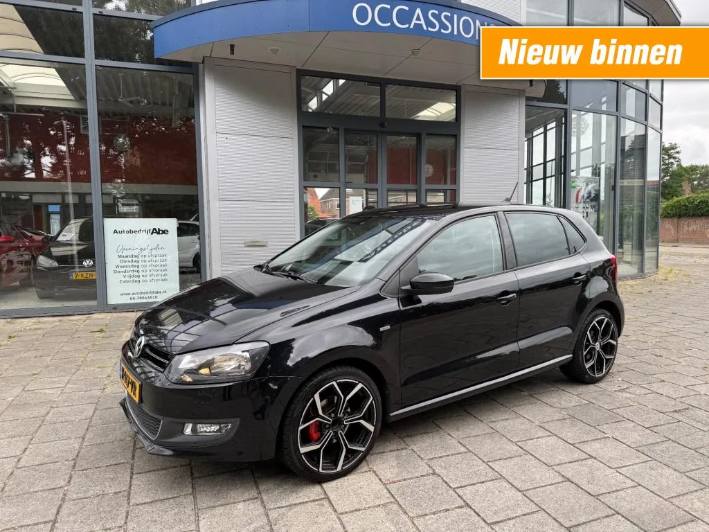 Volkswagen Polo (2013) — foto 1
