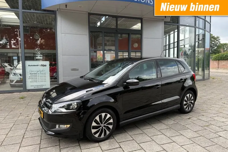 Volkswagen Polo (2015)