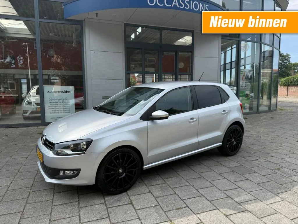 Volkswagen Polo (2013) — foto 1