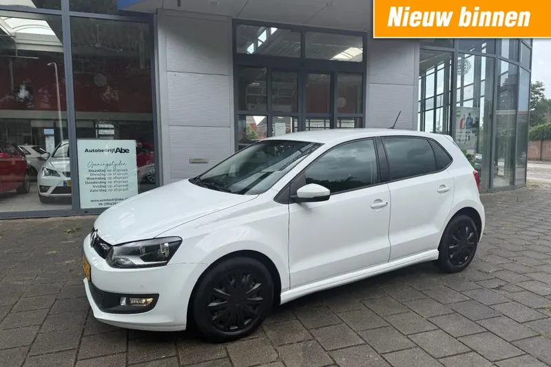 Volkswagen Polo (2015)