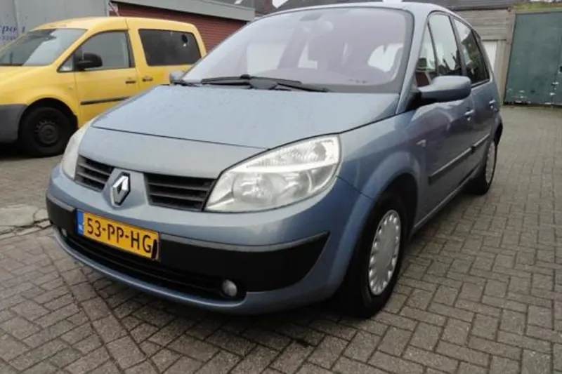 Renault Scénic (2004)