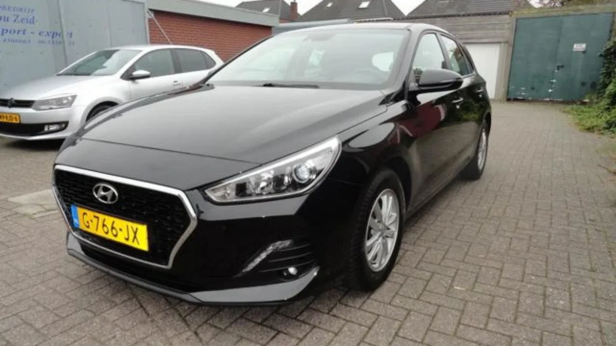 Hyundai i30 (2019) — foto 1