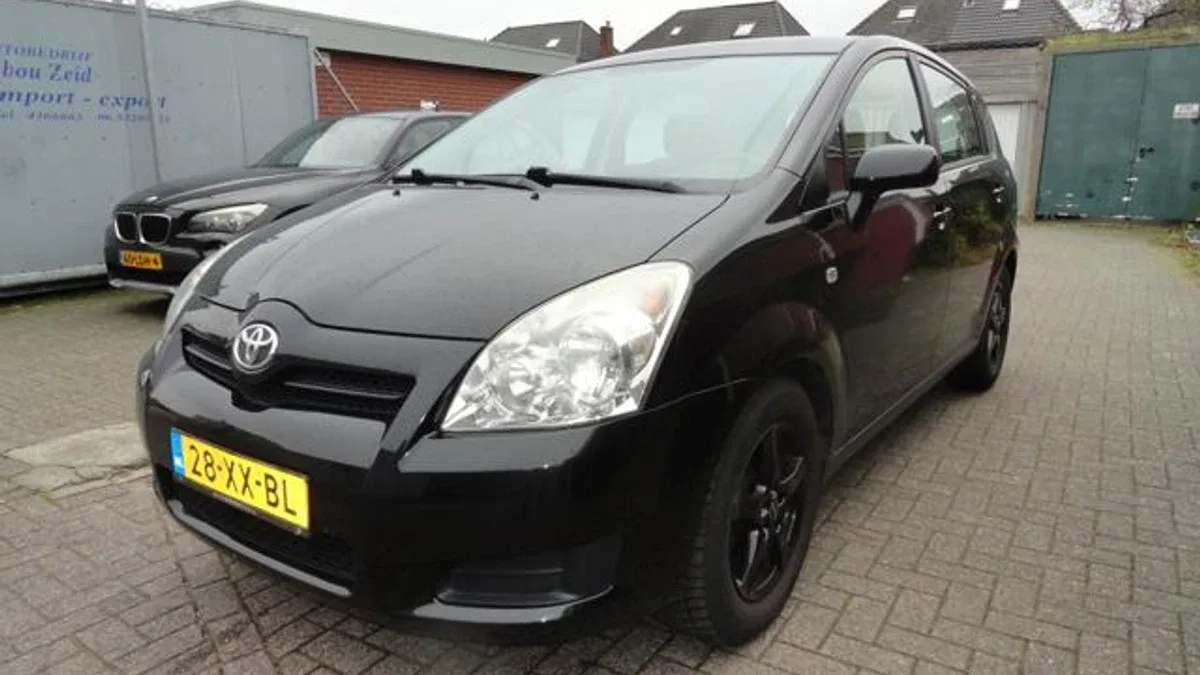 Toyota Verso (2007) — foto 1