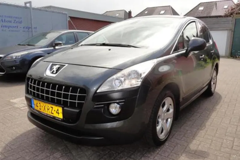Peugeot 3008 (2012)