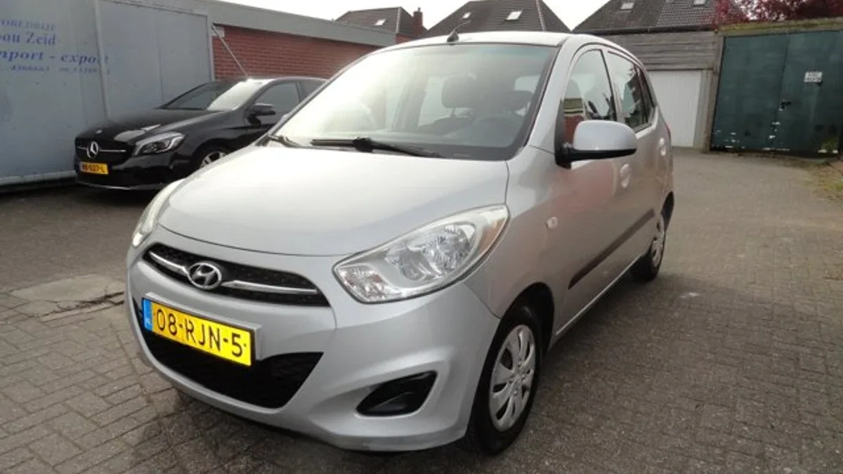 Hyundai i10 (2011) — foto 1