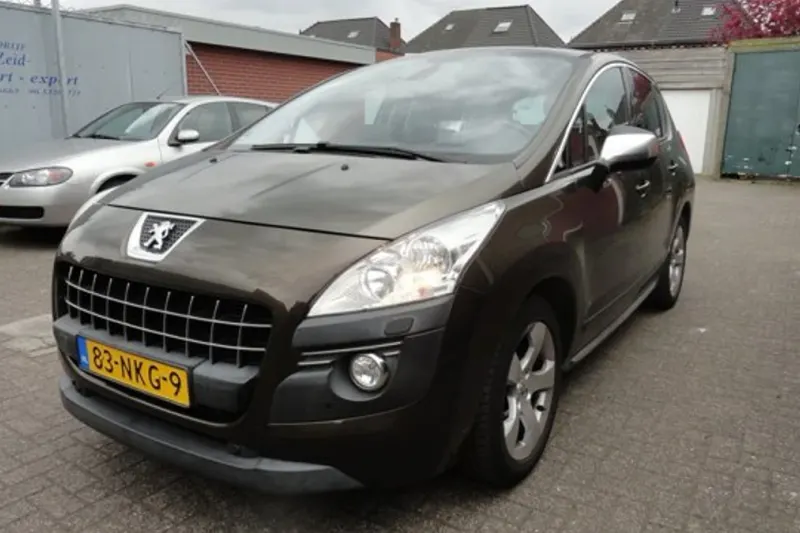 Peugeot 3008 (2010)