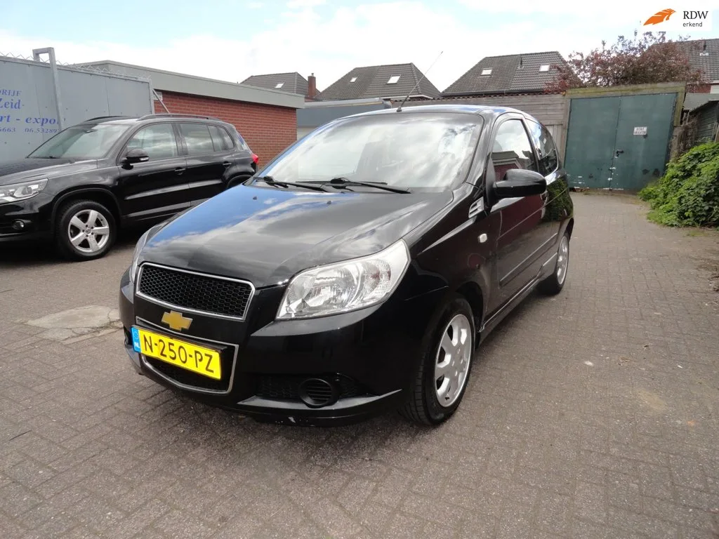 Chevrolet Aveo (2009) — foto 1
