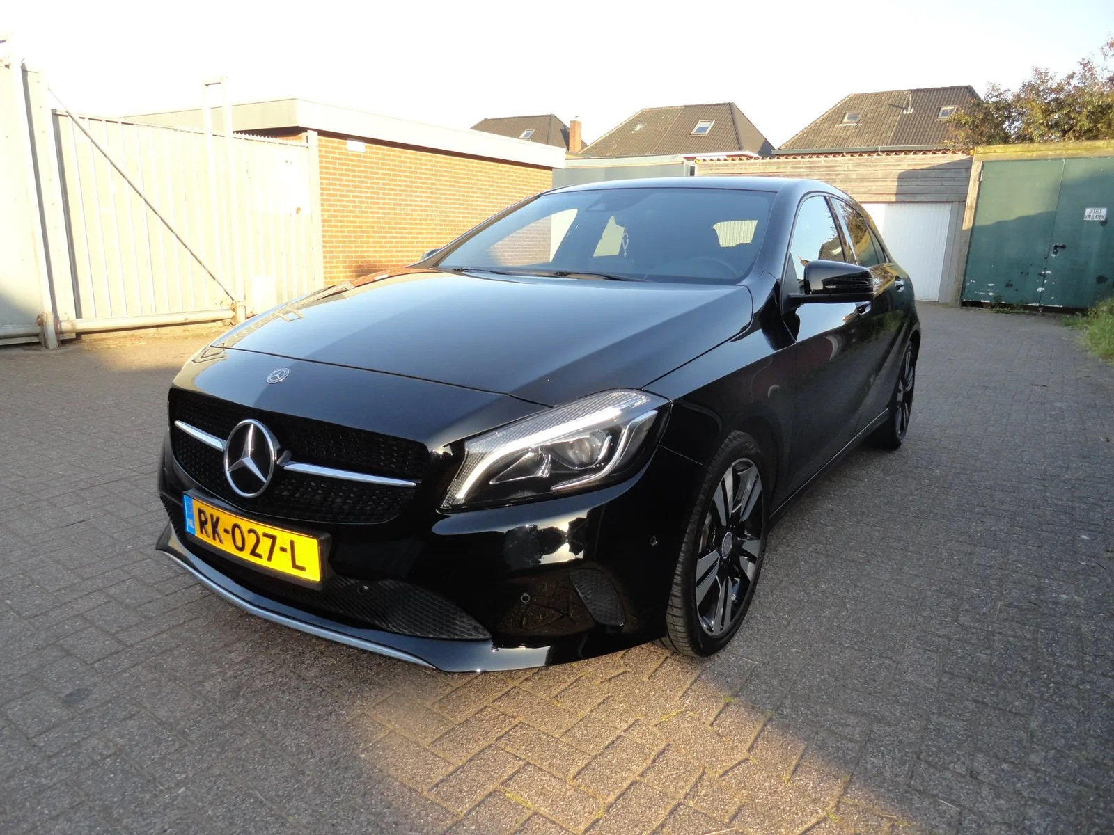 Mercedes-Benz A-Klasse (2016) — foto 1