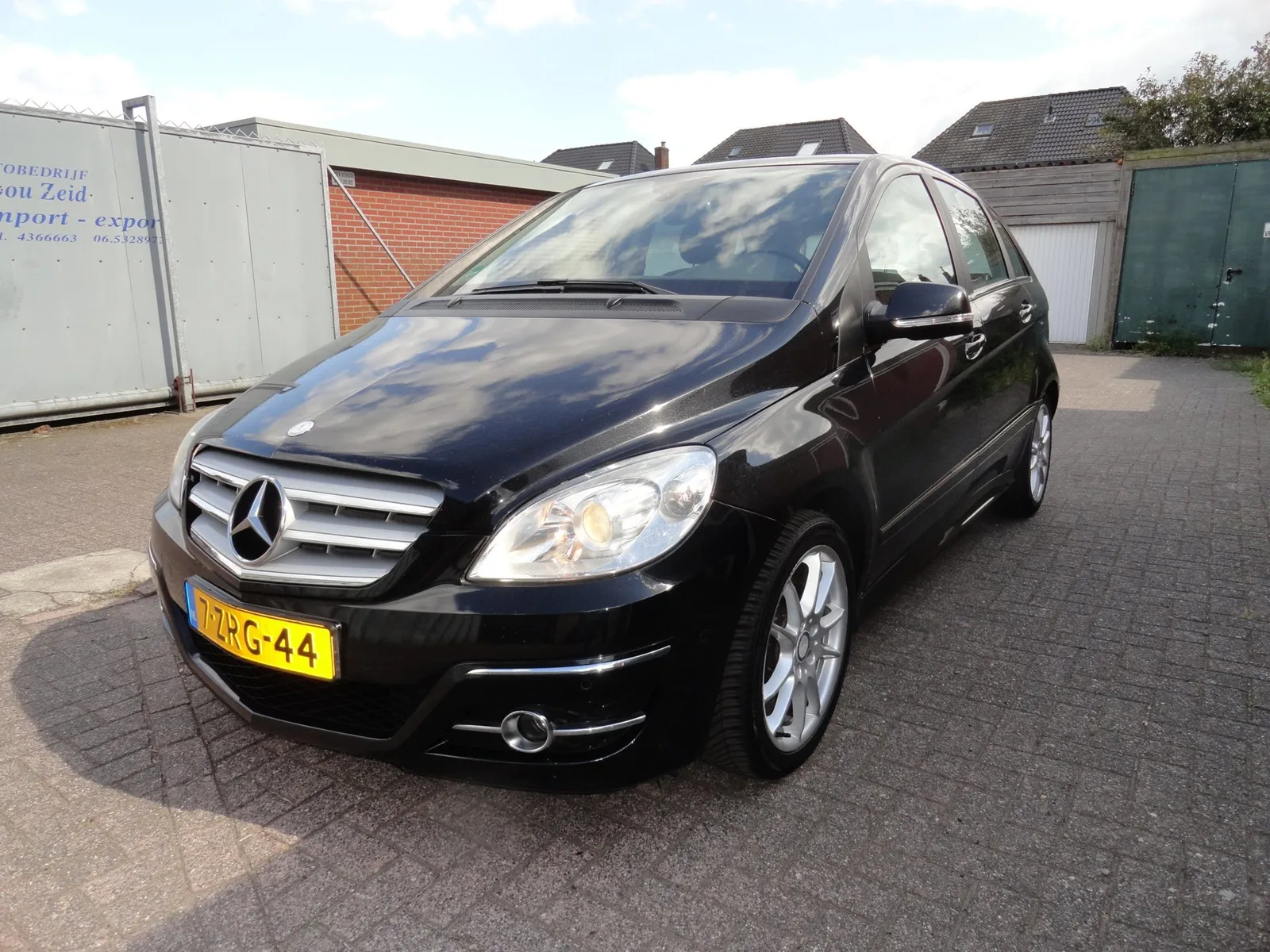 Mercedes-Benz B-Klasse (2010) — foto 1