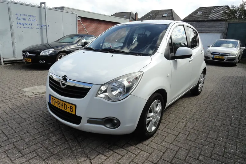 Opel Agila (2011)