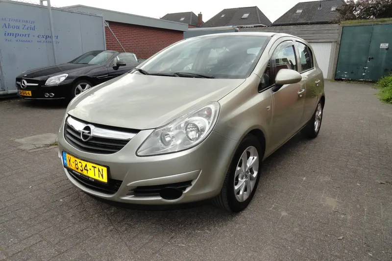Opel Corsa (2008)