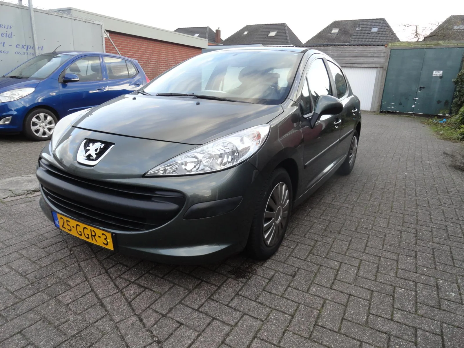 Peugeot 207 (2008) — foto 1