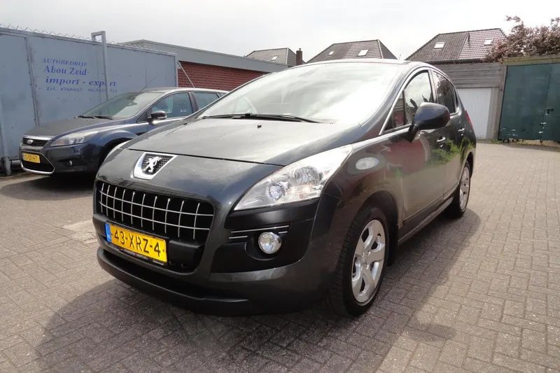 Peugeot 3008 (2012)