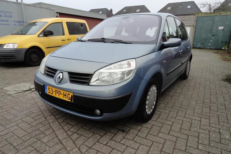 Renault Scénic (2004)