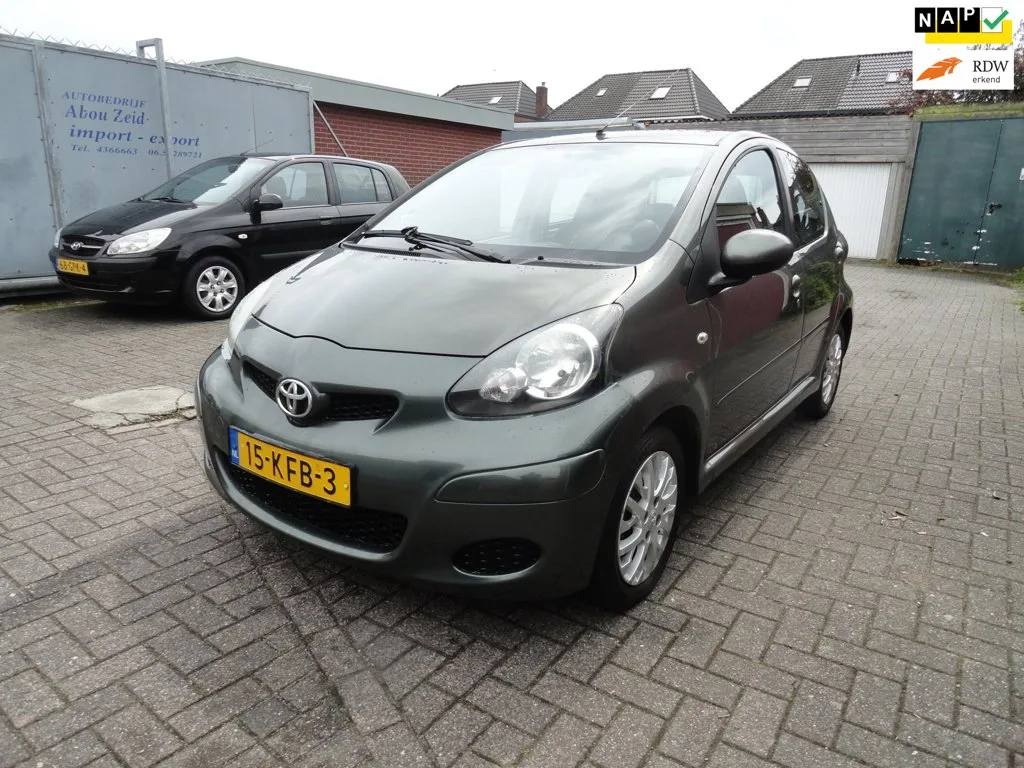 Toyota Aygo (2009) — foto 1
