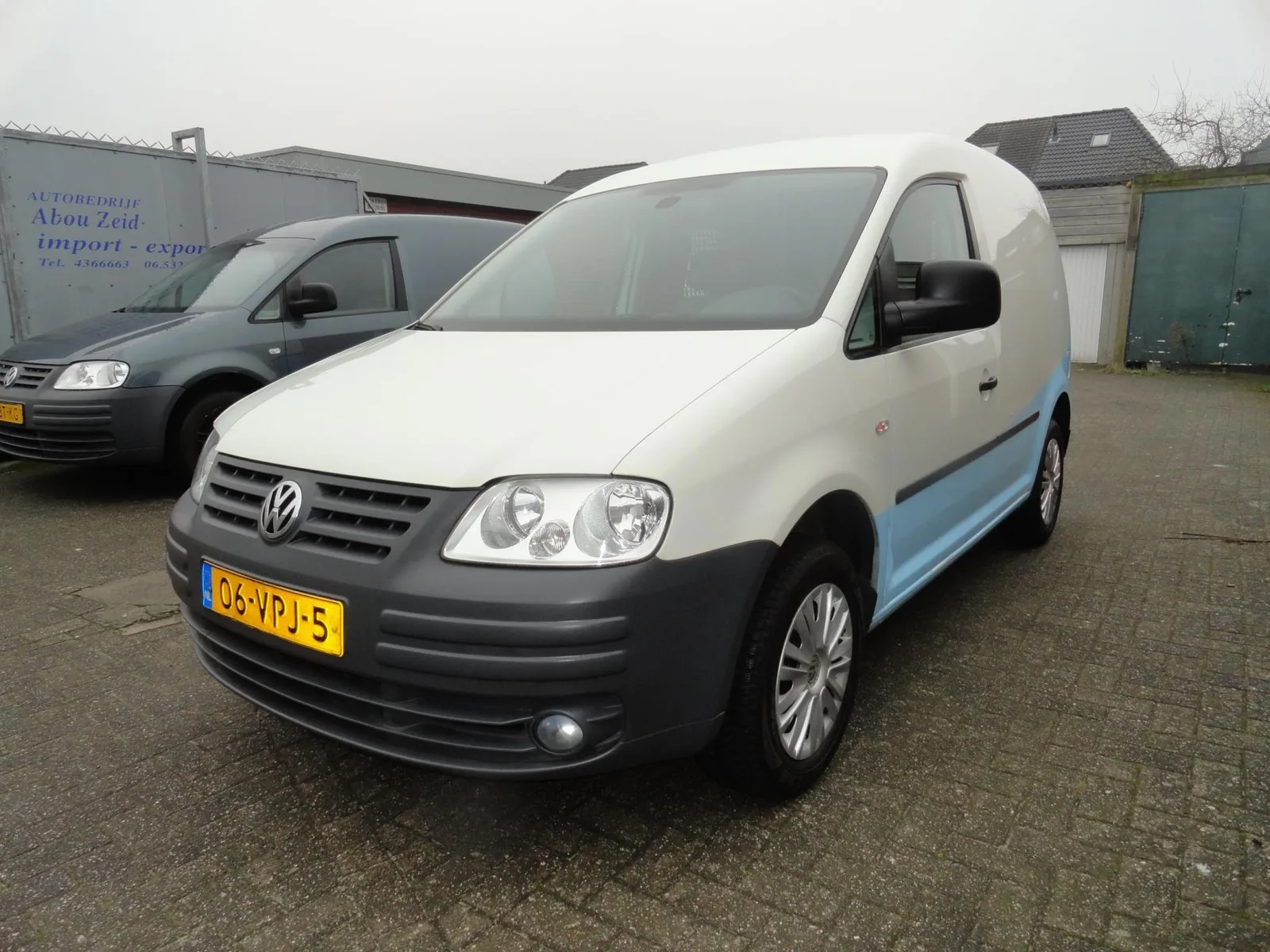 Volkswagen Caddy (2008) — foto 1