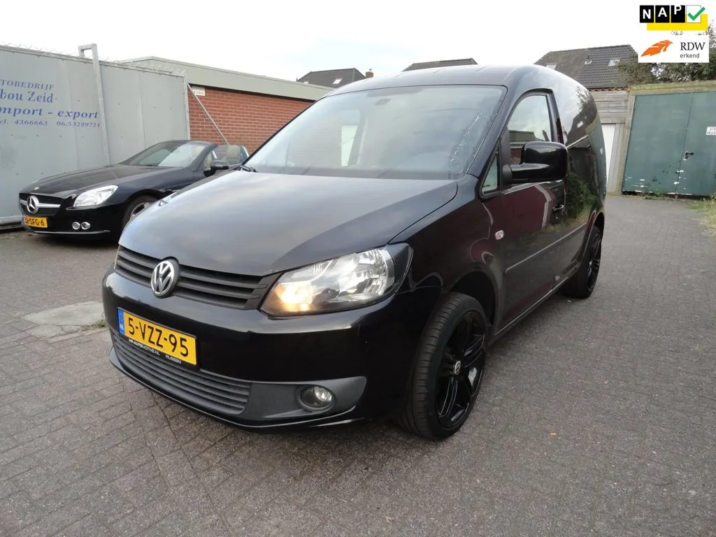 Volkswagen Caddy (2013) — foto 1