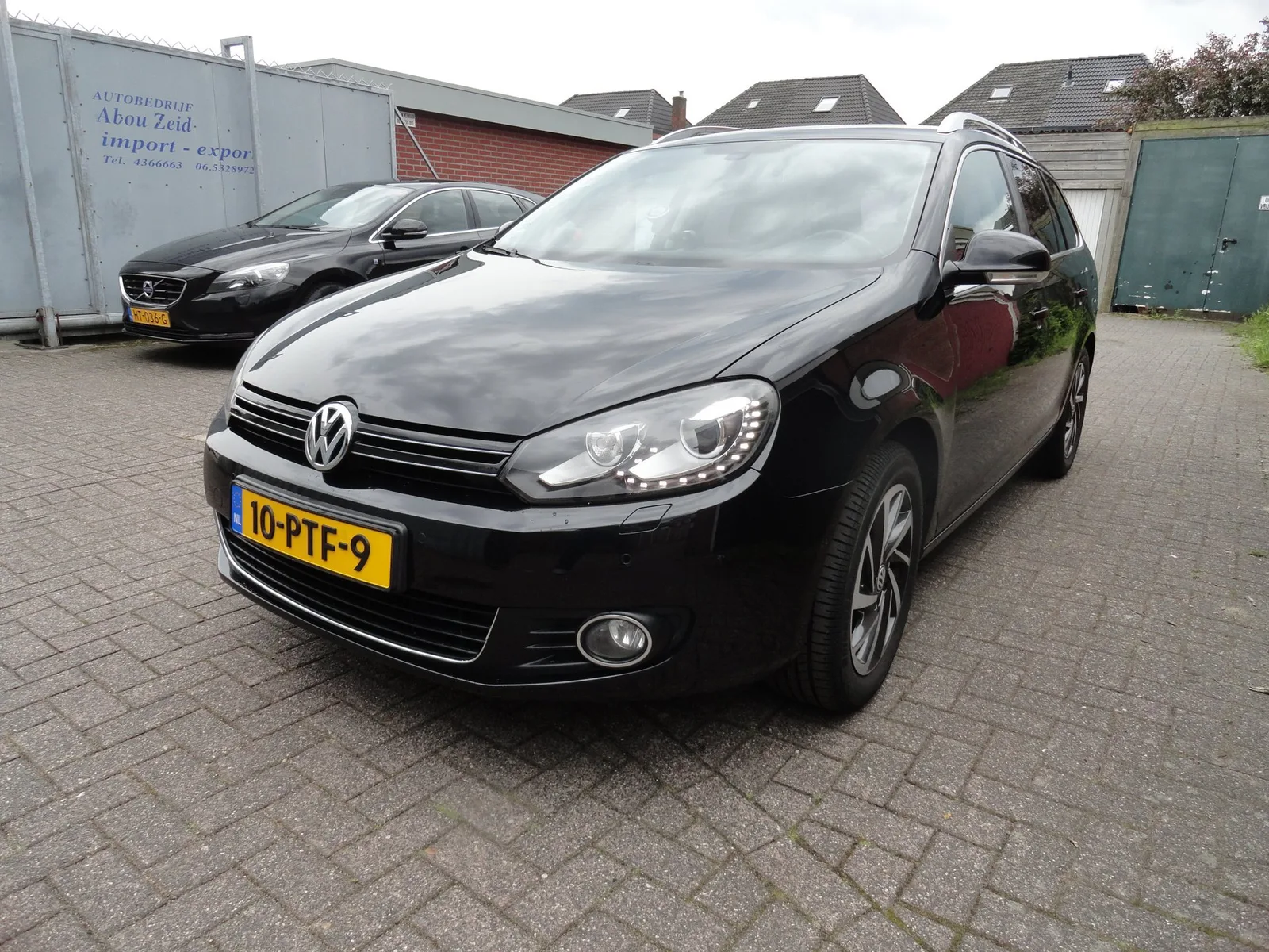 Volkswagen Golf (2011) — foto 1