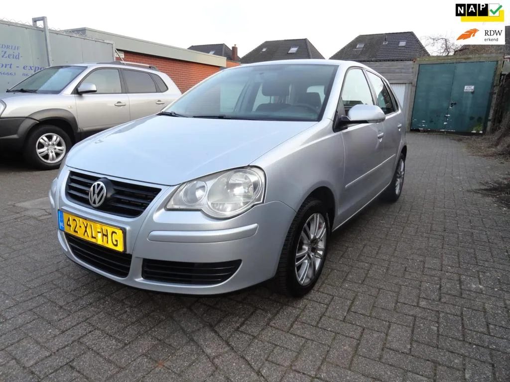 Volkswagen Polo (2007) — foto 1