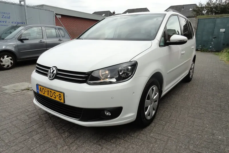 Volkswagen Touran (2012)