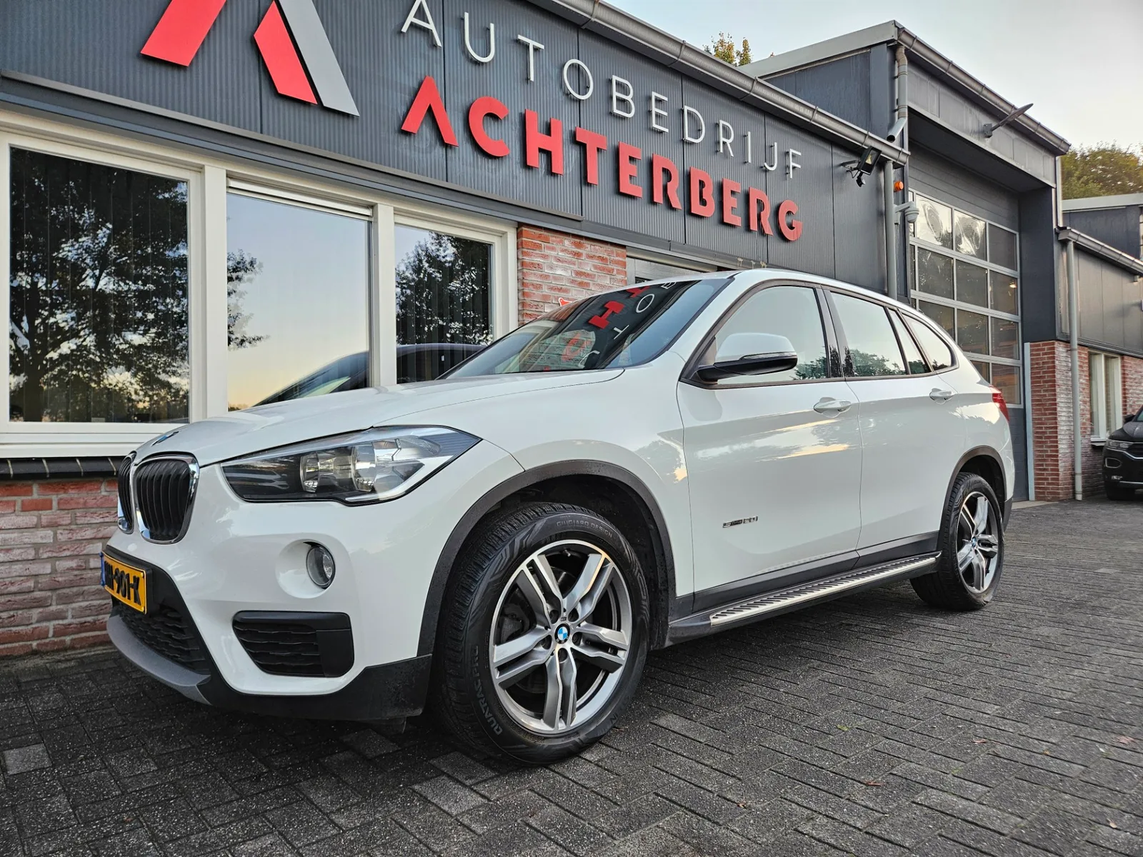 BMW X1 (2015) — foto 1
