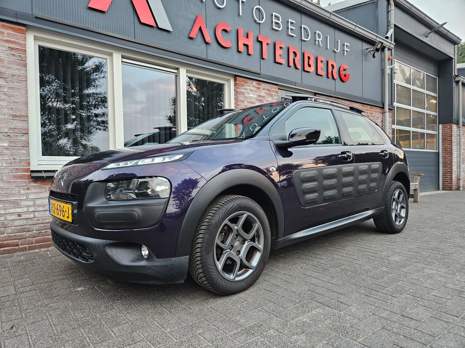 Citroën C4 Cactus (2018) — foto 1