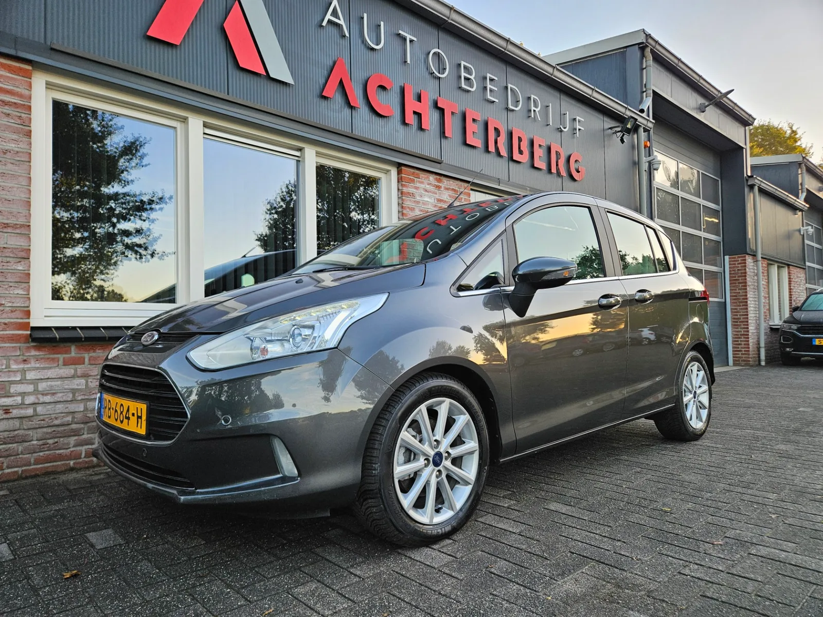 Ford B-Max (2017) — foto 1