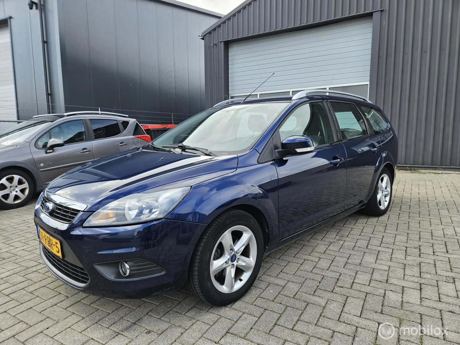 Ford Focus (2011) — foto 1