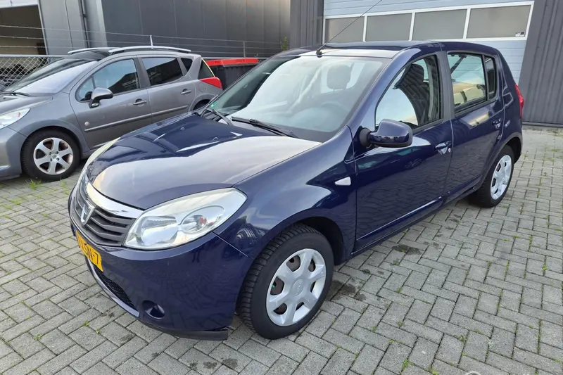 Dacia Sandero (2012)