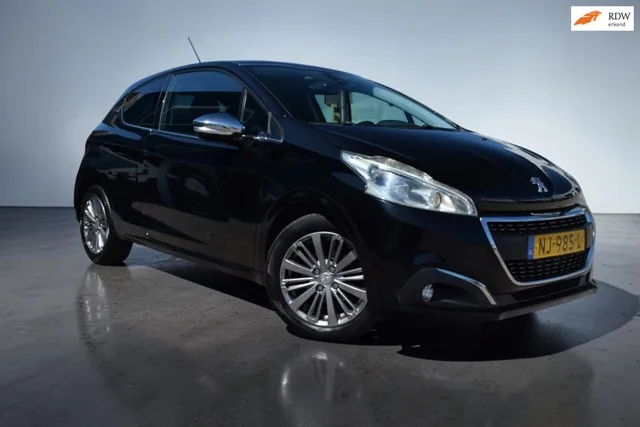Peugeot 208 (2016) — foto 1