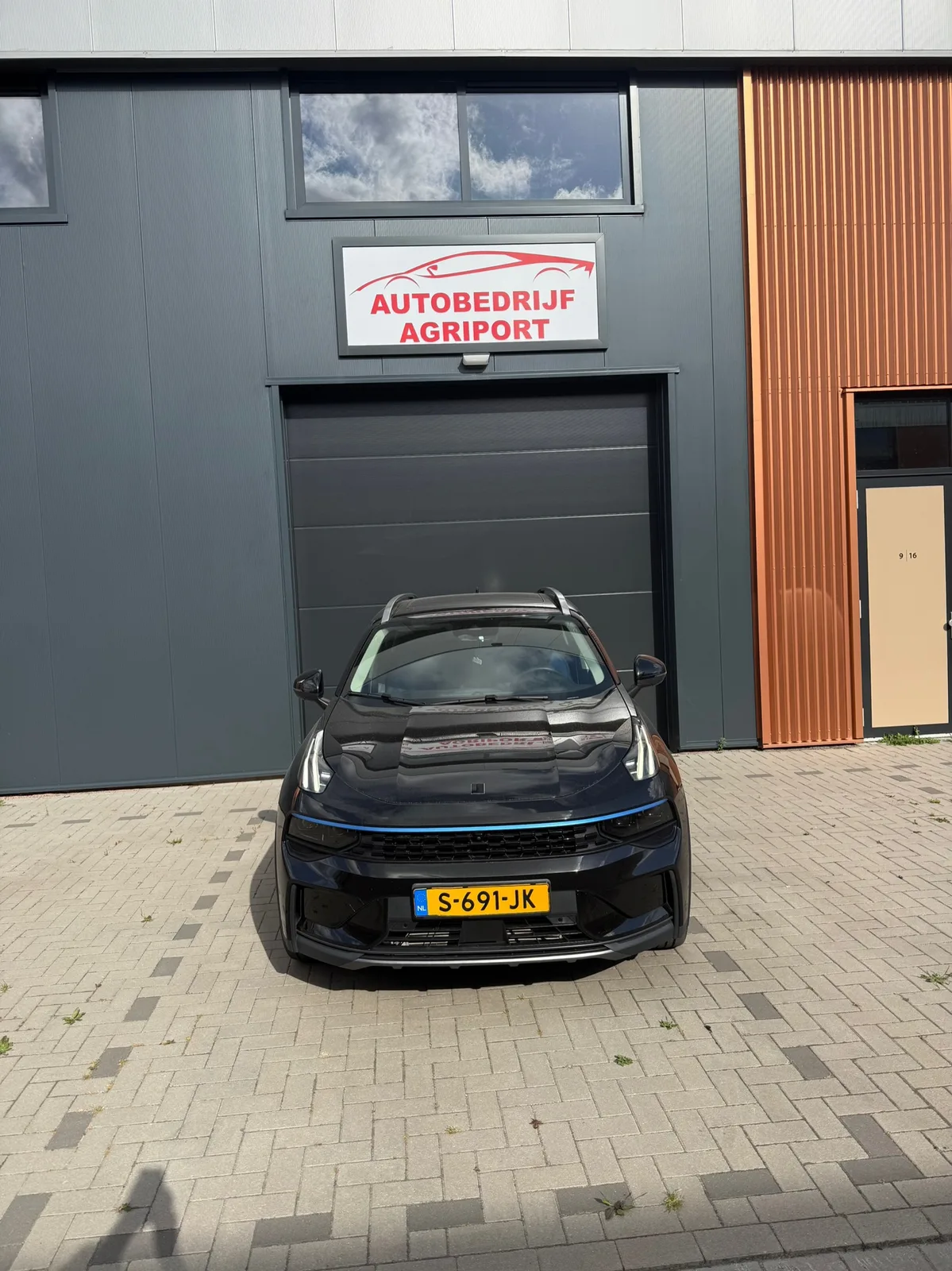 Lynk & Co 01 (2023) — foto 1
