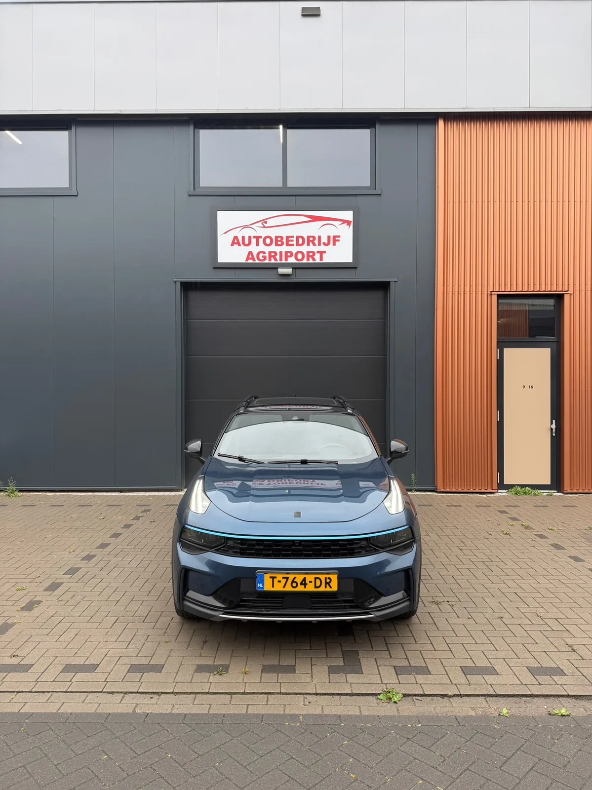 Lynk & Co 01 (2023) — foto 1