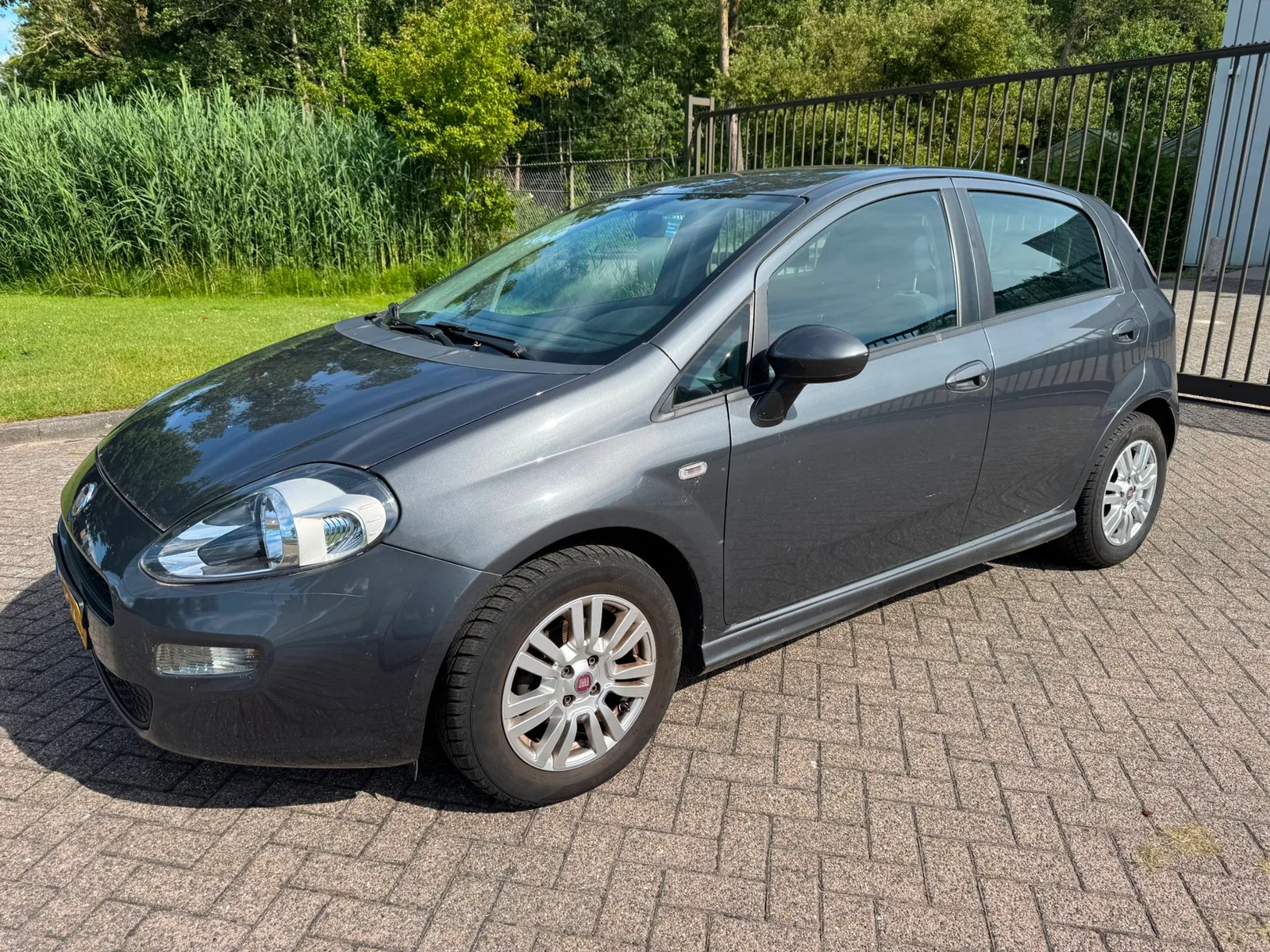 Fiat Punto (2014) — foto 1