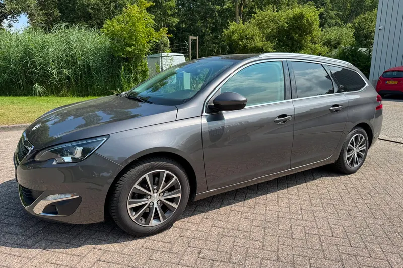 Peugeot 308 (2017)