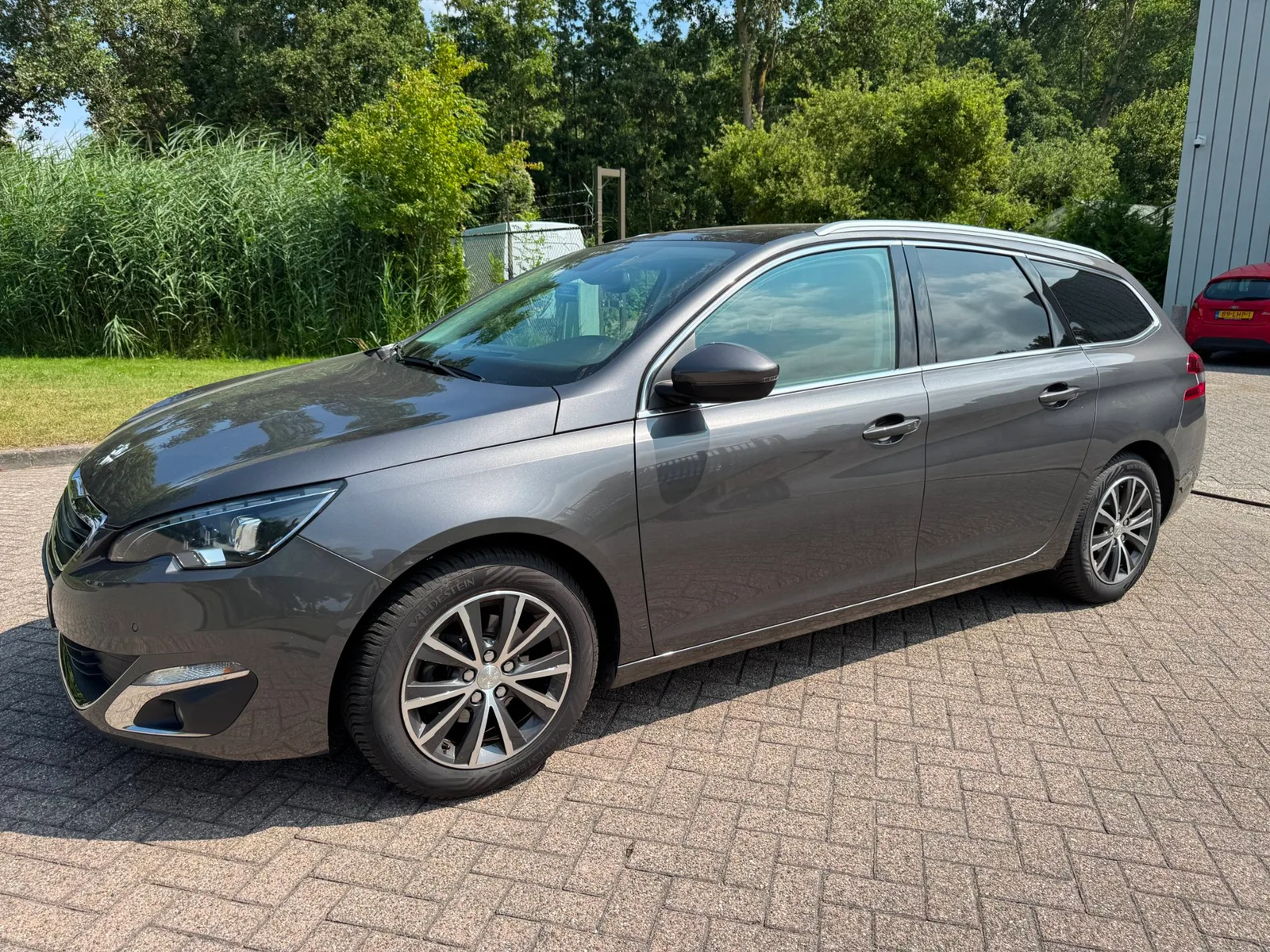 Peugeot 308 (2017) — foto 1