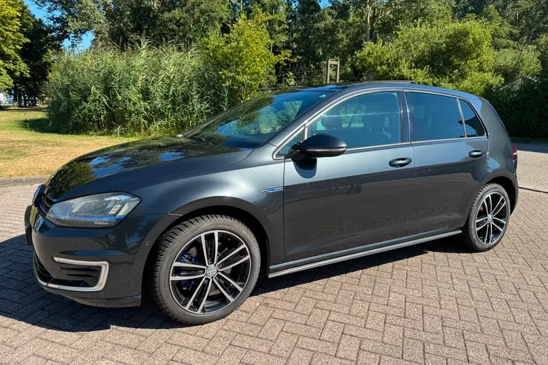 Volkswagen Golf (2015)
