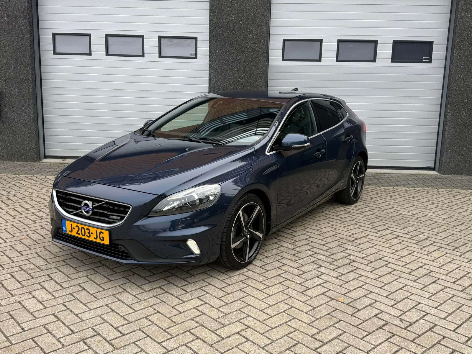 Volvo V40 (2014) — foto 1