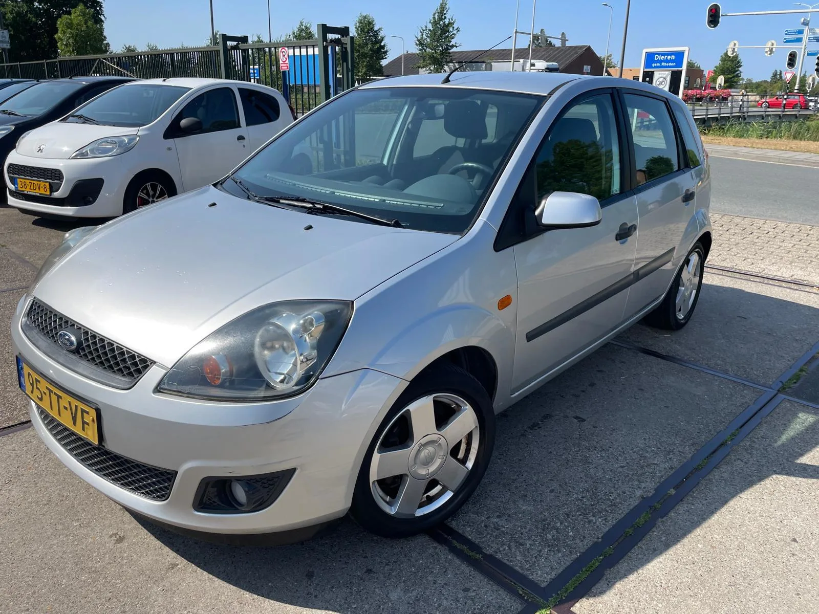 Ford Fiesta (2007) — foto 1