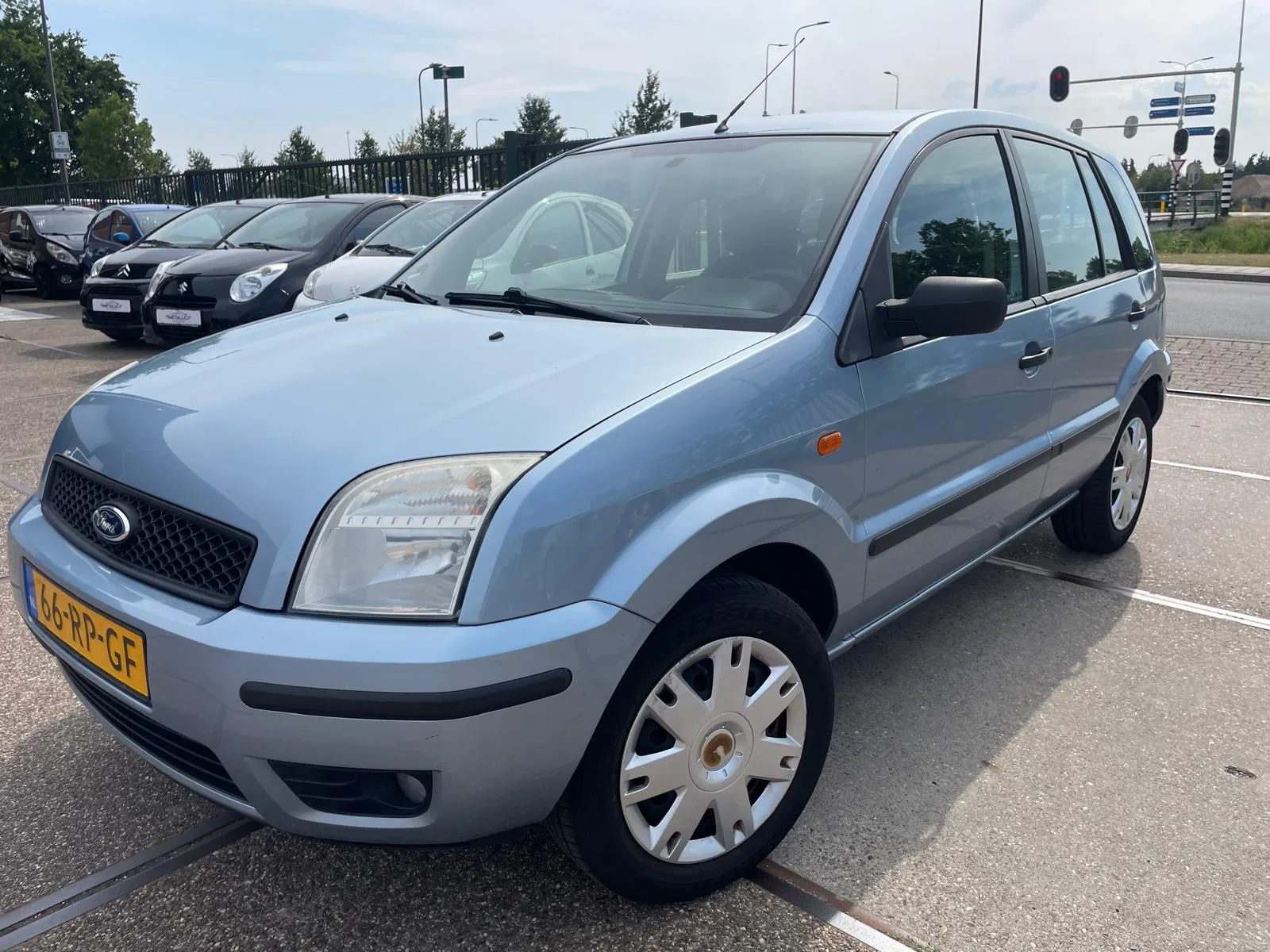 Ford Fusion (2005) — foto 1