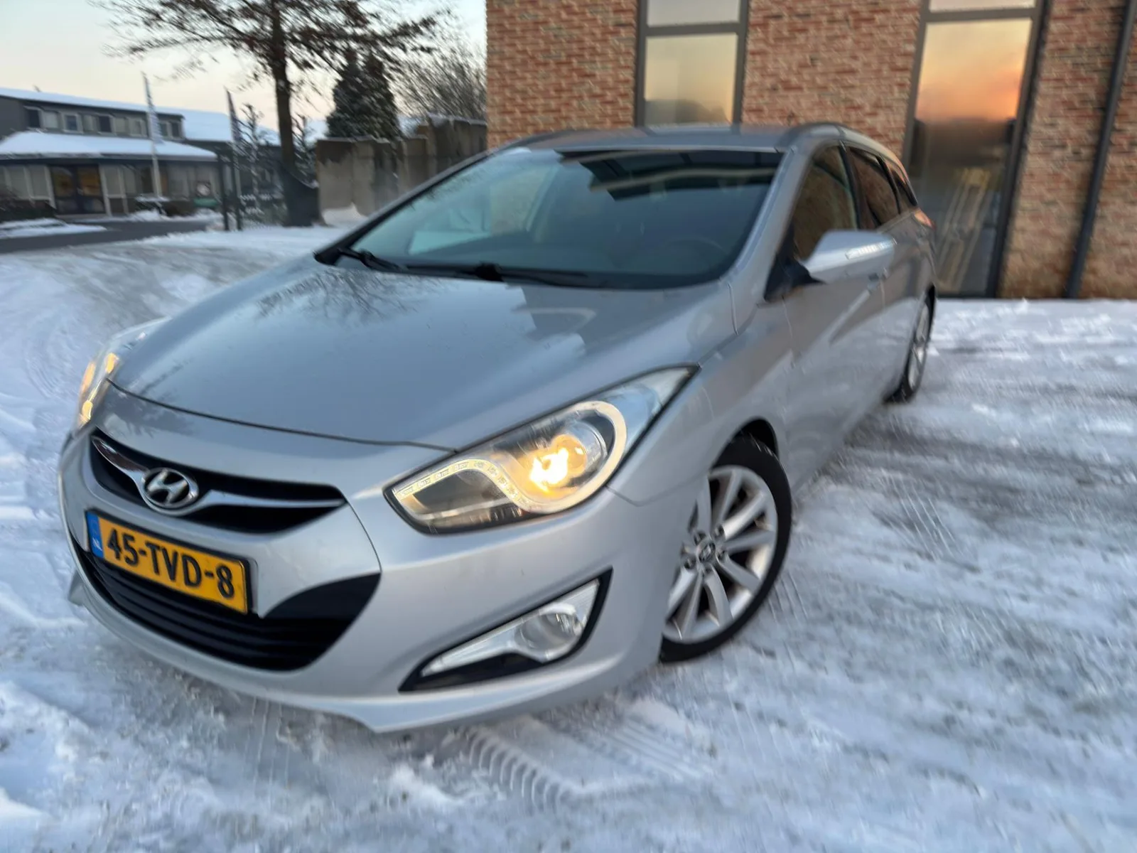 Hyundai i40 (2012) — foto 1
