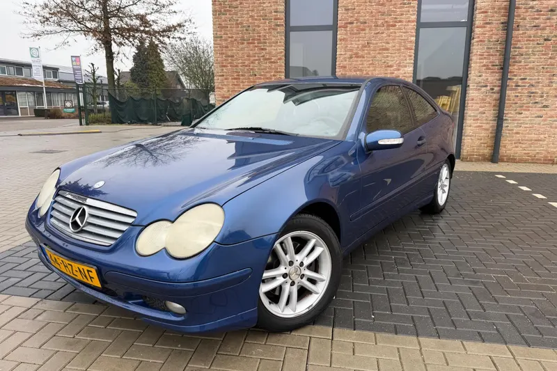 Mercedes-Benz C-Klasse (2002)