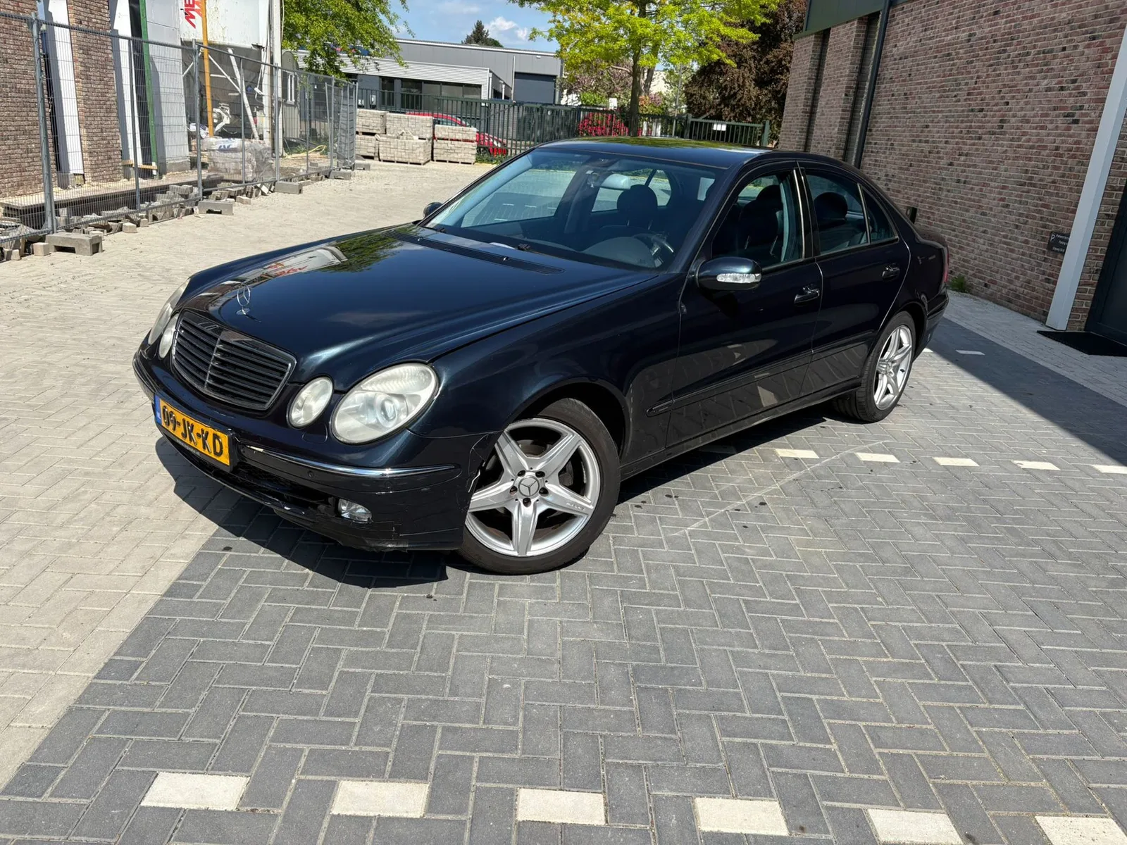 Mercedes-Benz E-Klasse (2002) — foto 1