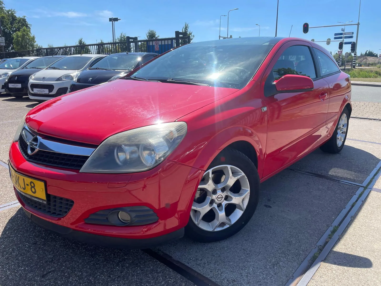 Opel Astra GTC (2007) — foto 1