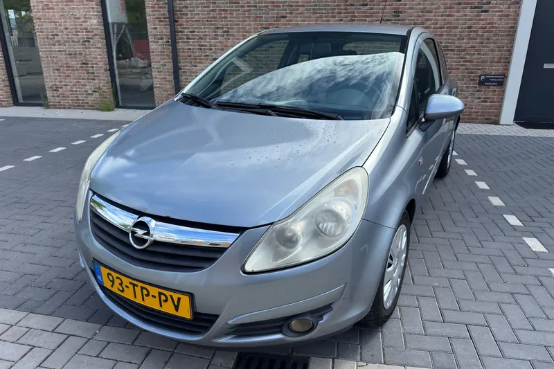 Opel Corsa (2006)