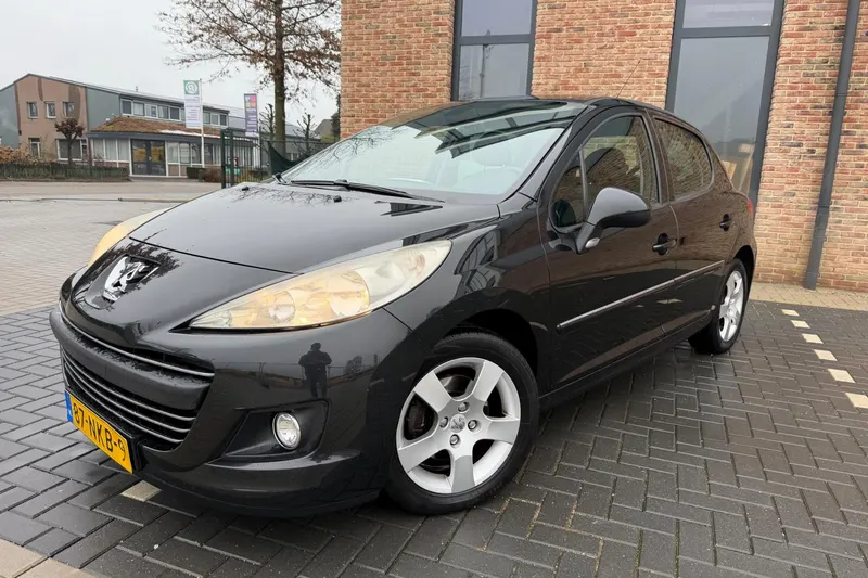 Peugeot 207 (2010)