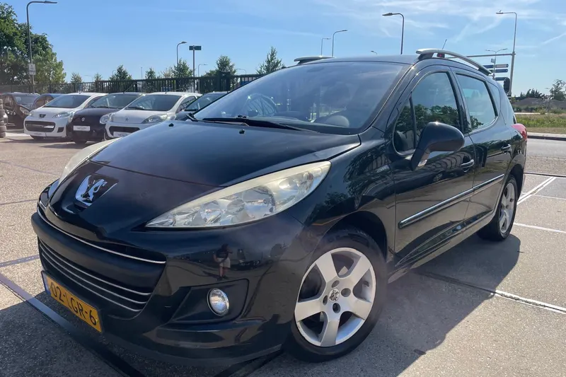 Peugeot 207 (2010)