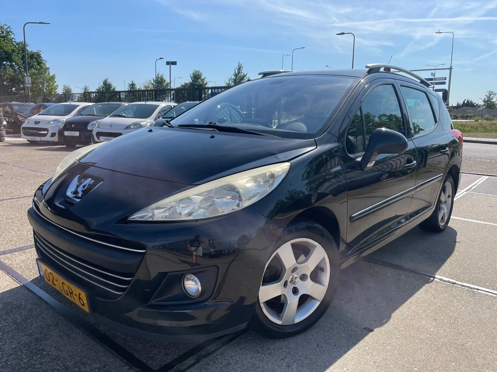 Peugeot 207 (2010) — foto 1
