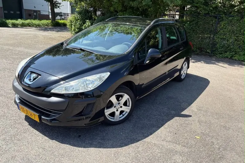 Peugeot 308 (2009)